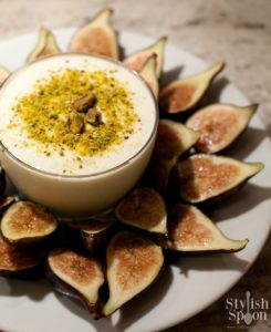 Ricotta-pistachio dip with fresh figs and honey recipe | Stylish Spoon