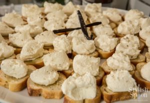 Whipped Ricotta Crostini with Vanilla Bean Sea Salt Recipe | stylishspoon.com